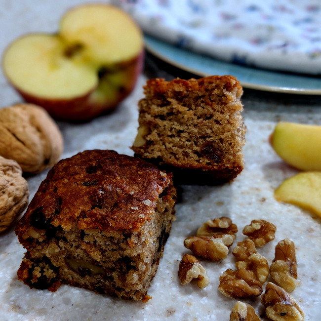 Image of Applesauce Cake